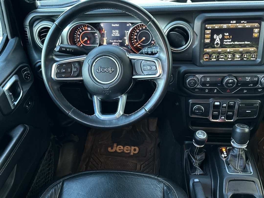 2019 Jeep Wrangler Unlimited Sahara - Image 13