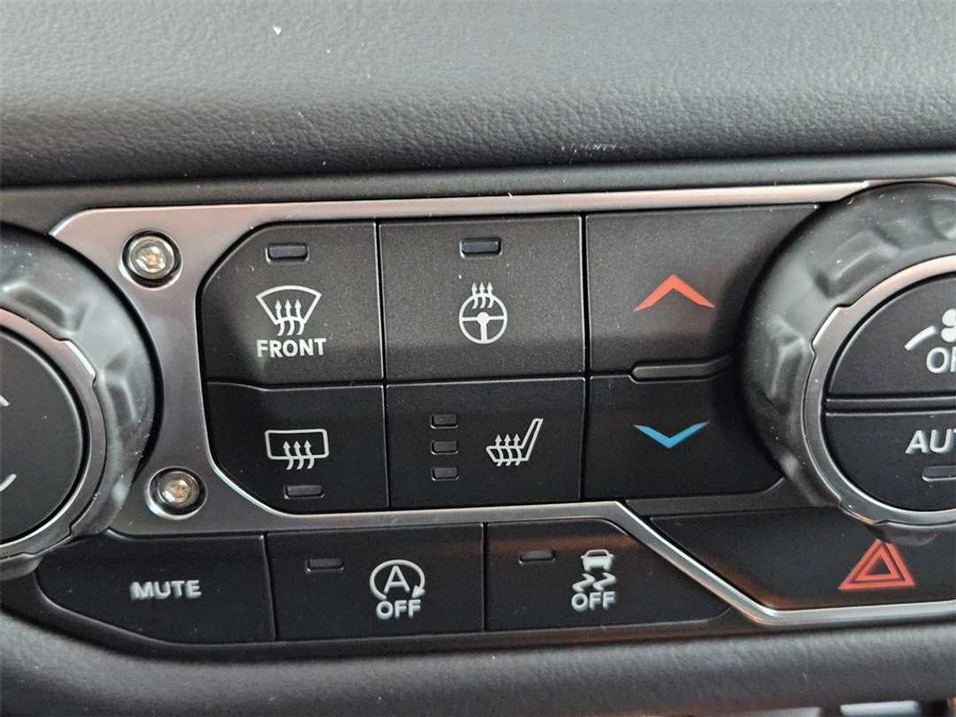 2026 Jeep Gladiator Rubicon - Image 24