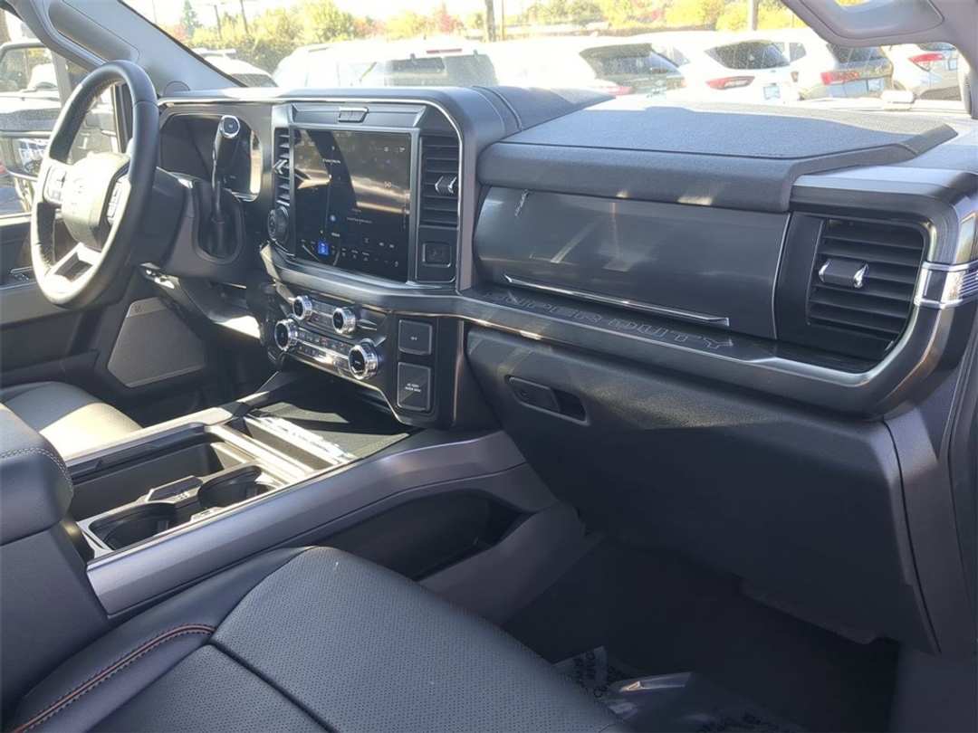 2026 Ford F-350Sd Lariat - Image 33