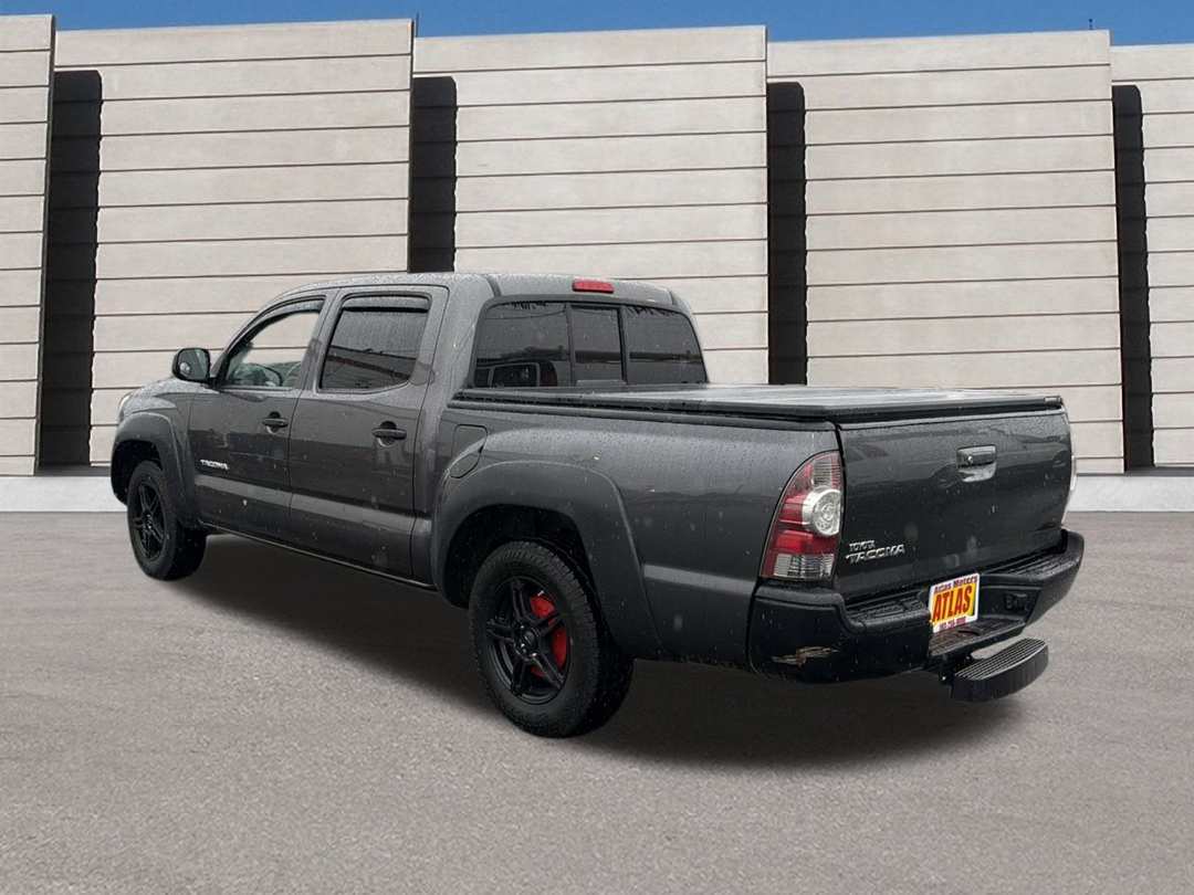2011 Toyota Tacoma - Image 3