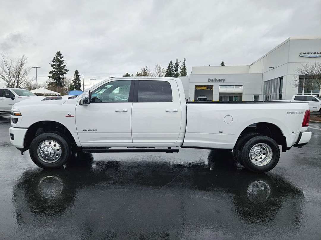 2026 Ram 3500 Laramie - Image 3