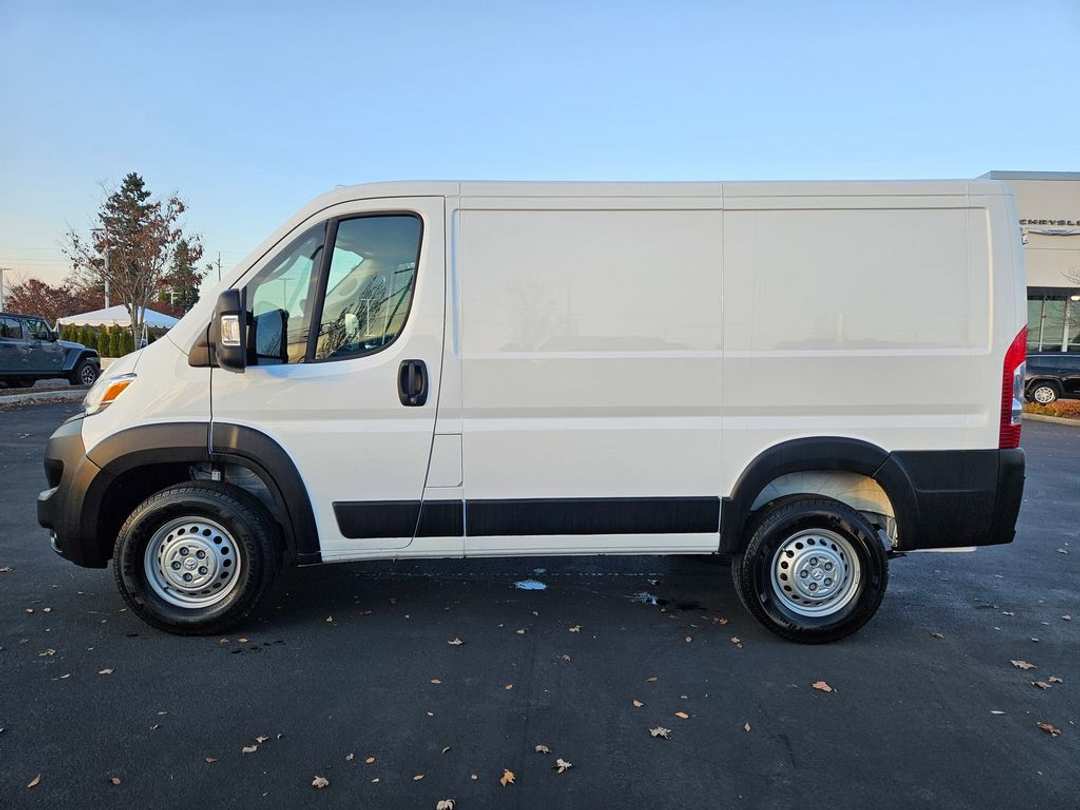 2026 Ram Promaster 1500 Low Roof - Image 3