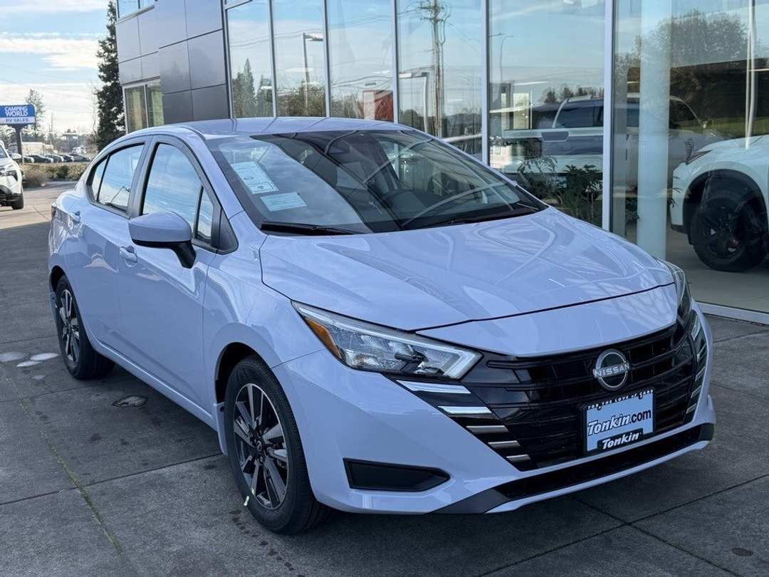 2025 Nissan Versa 1.6 SV - Image 2