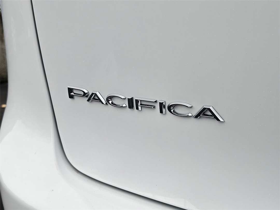 2026 Chrysler Pacifica Select - Image 31