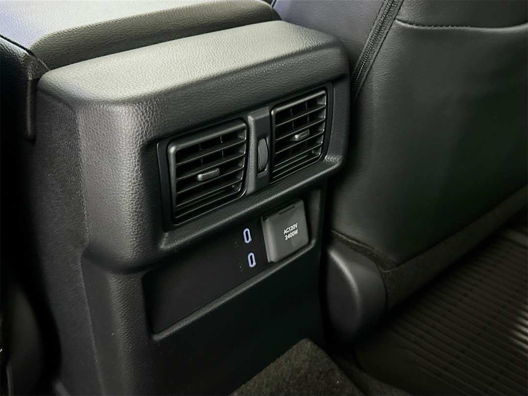 2025 Toyota 4Runner I-Force Max TRD Off Road Premium - Image 27