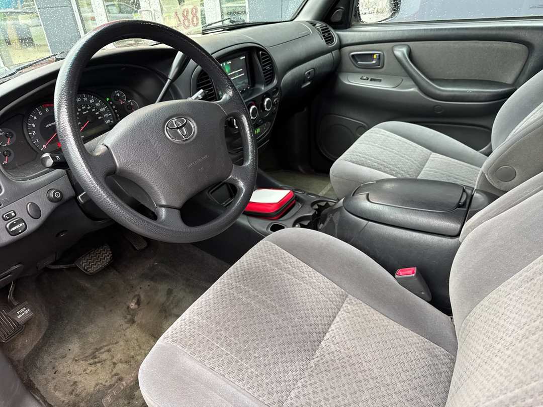 2005 Toyota Tundra SR5 - Image 9