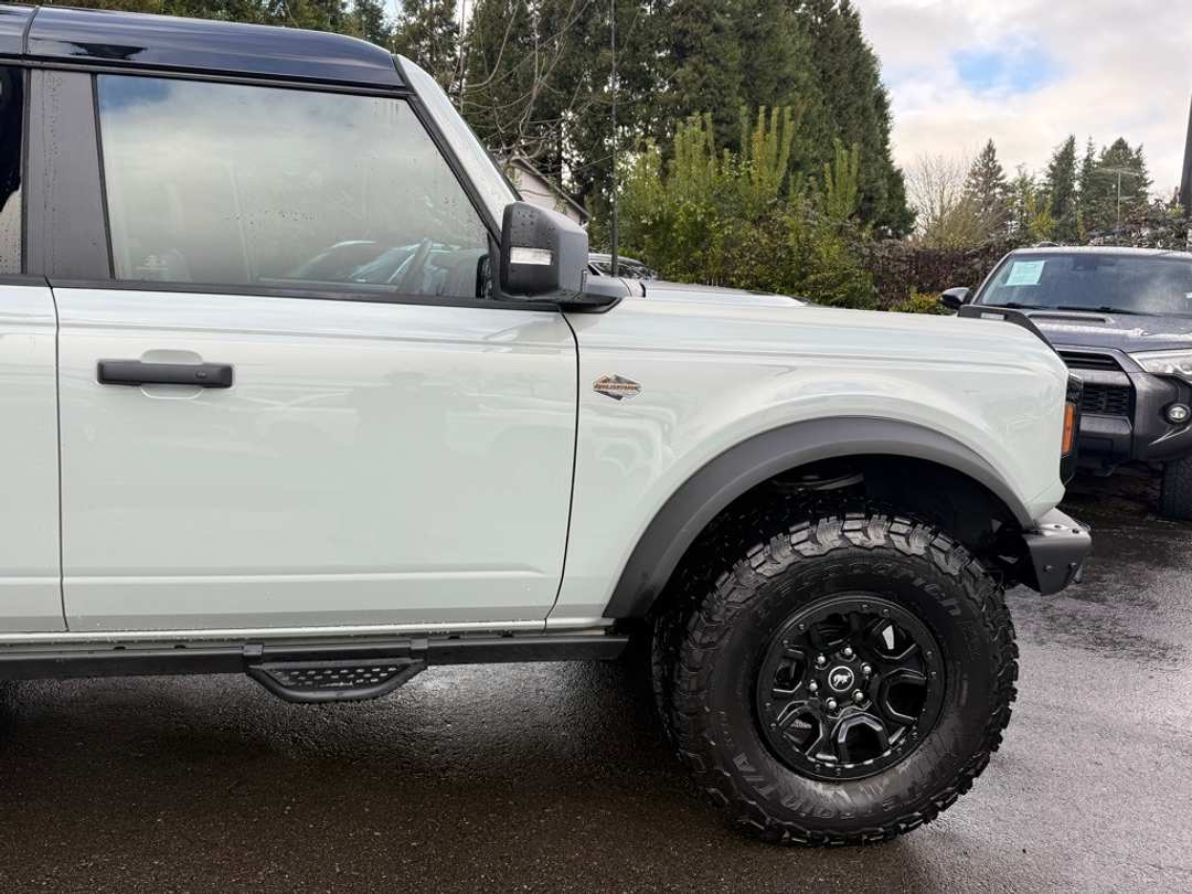 2024 Ford Bronco Wildtrak - Image 16