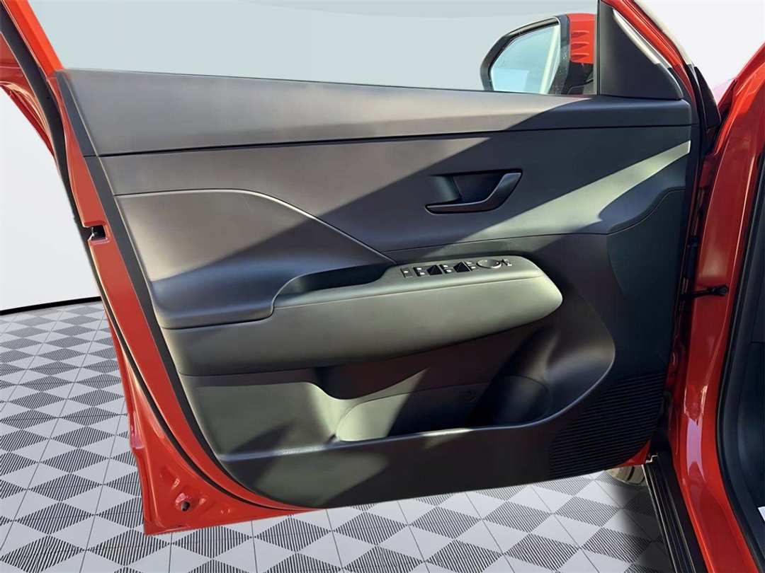 2026 Hyundai Kona SE - Image 11