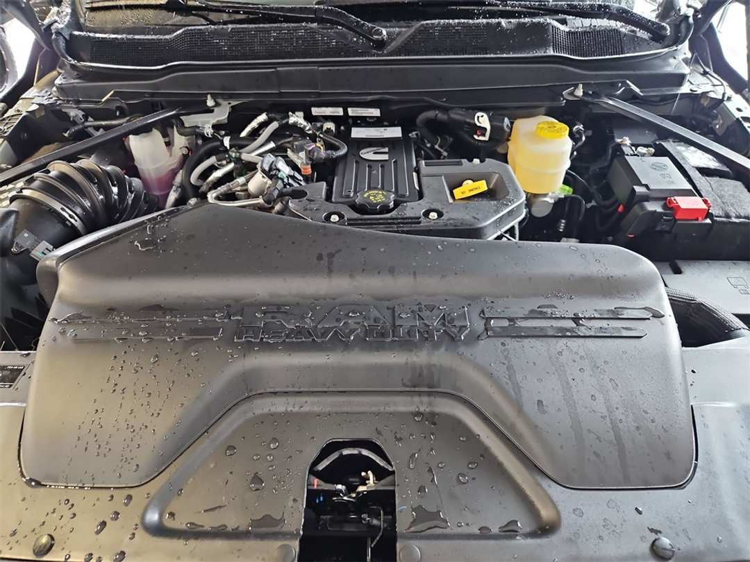 2026 Ram 3500 Laramie - Image 32