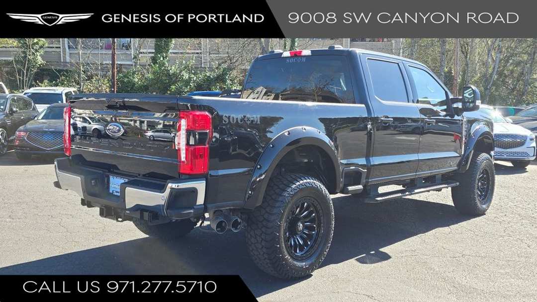 2025 Ford F-350Sd Lariat - Image 3