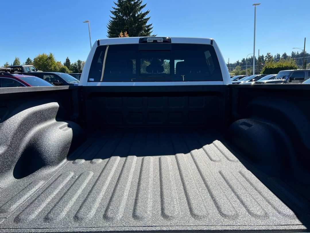 2026 Ram 2500 Laramie - Image 9