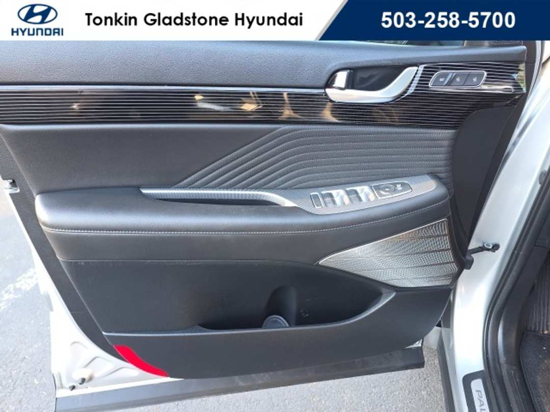 2024 Hyundai Palisade Calligraphy - Image 8