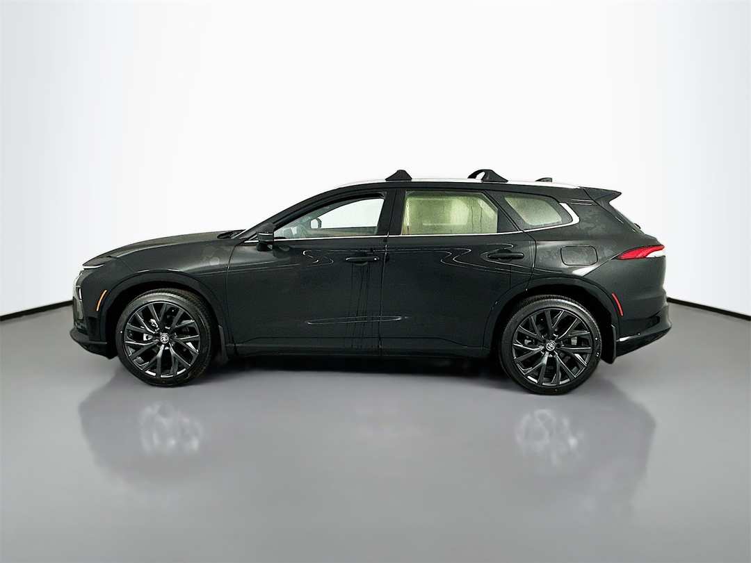 2026 Toyota Crown Signia Limited - Image 4