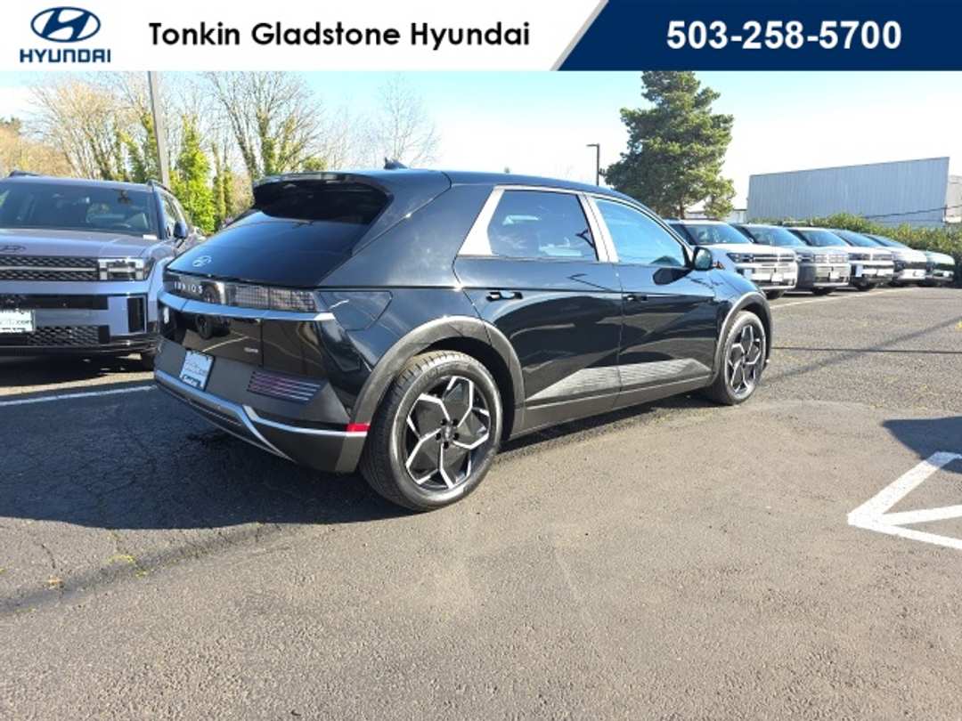 2024 Hyundai Ioniq 5 SEL - Image 5