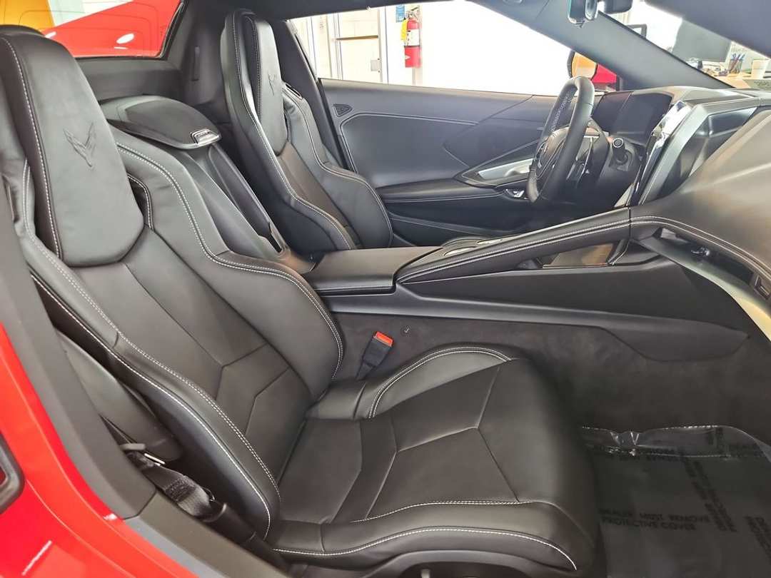 2026 Chevrolet Corvette Stingray - Image 23