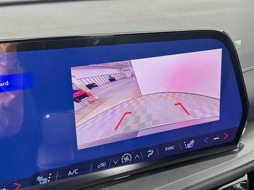 2026 Chevrolet Traverse LT - Image 14