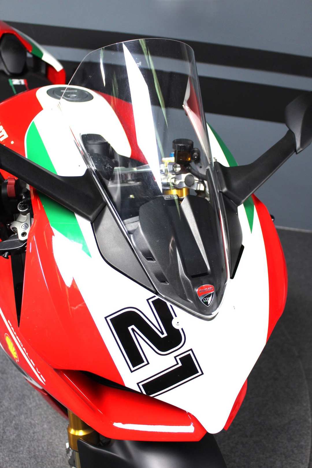 2023 Ducati Panigale V2 Bayliss 1St Championship 20Th Anniversary - Image 8