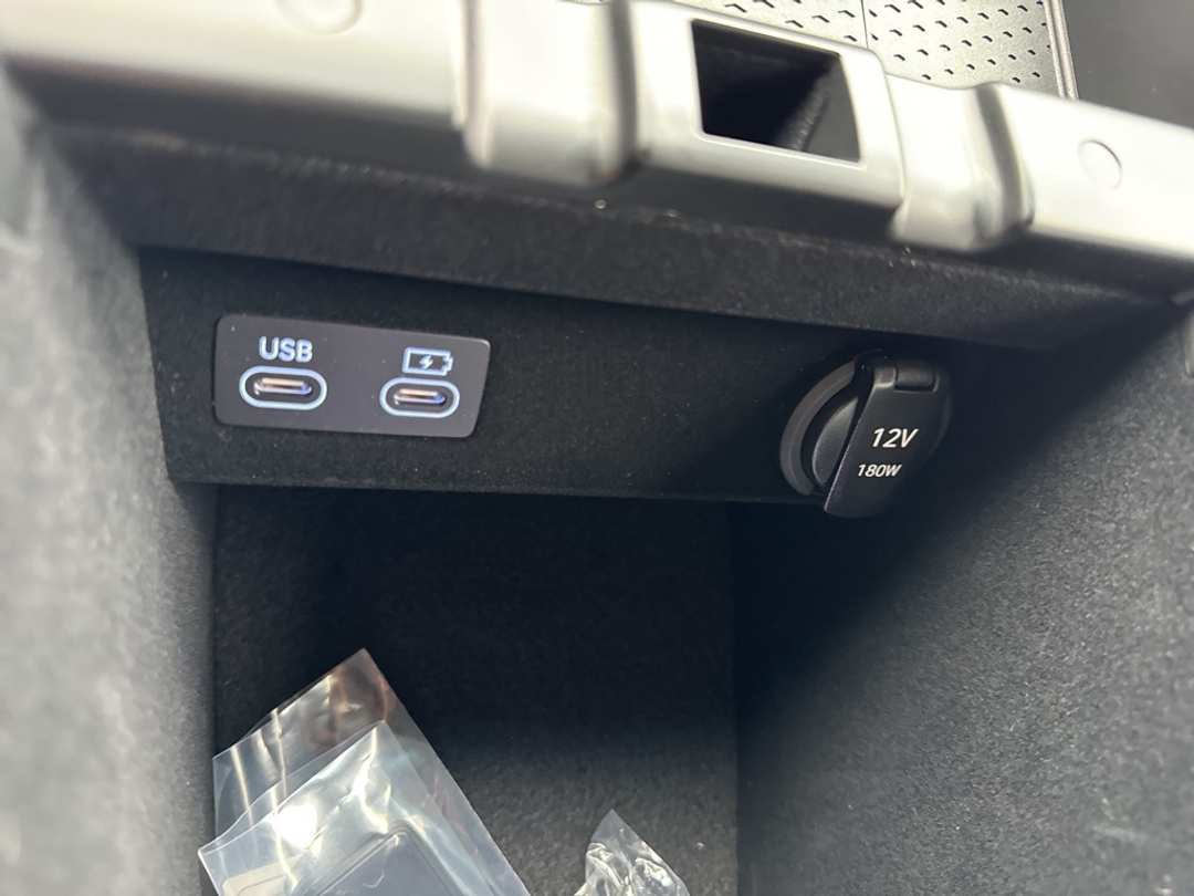 2026 Genesis Gv70 2.5T Advanced - Image 31