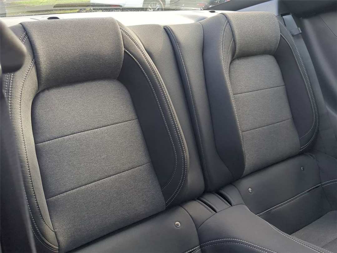 2026 Ford Mustang EcoBoost - Image 27