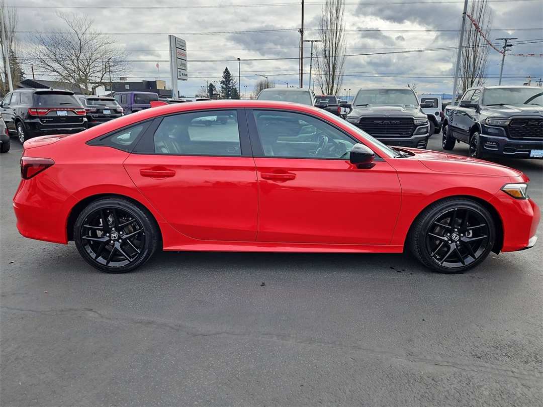 2025 Honda Civic Sport - Image 7