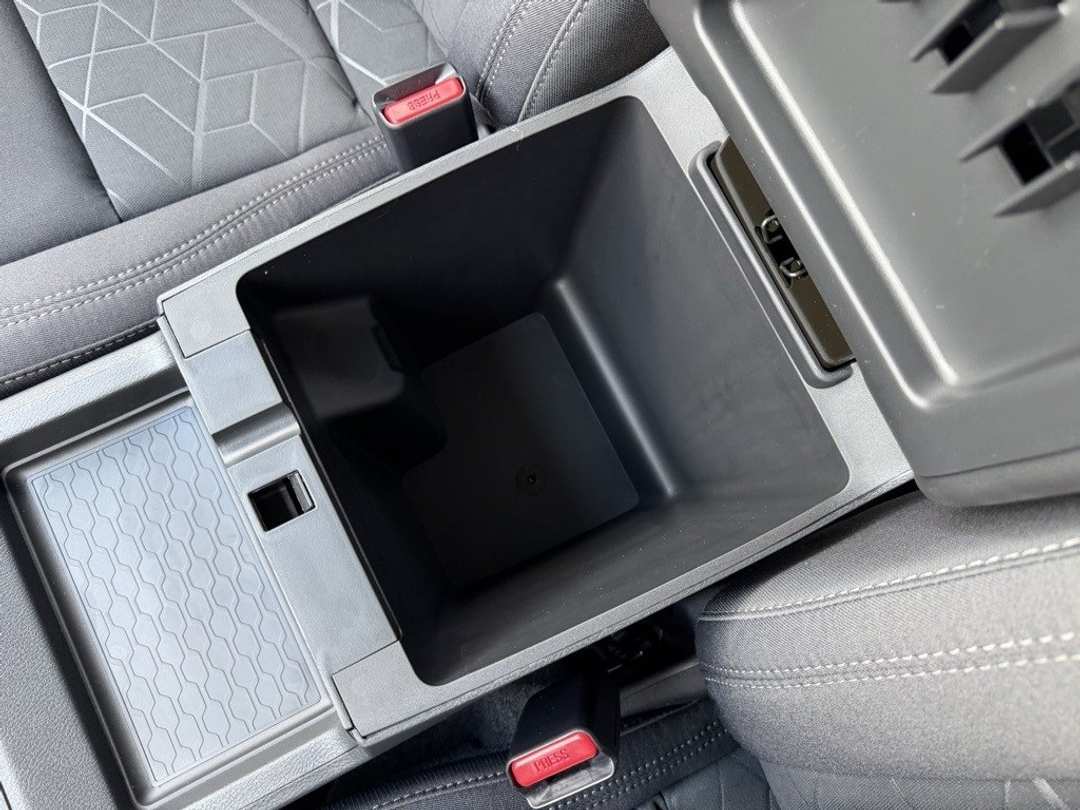 2026 Nissan Frontier SV - Image 30