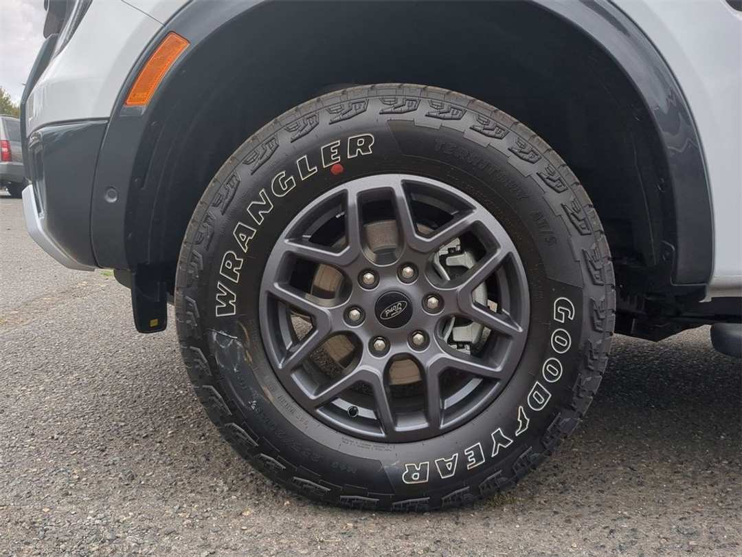 2024 Ford Ranger XLT - Image 30