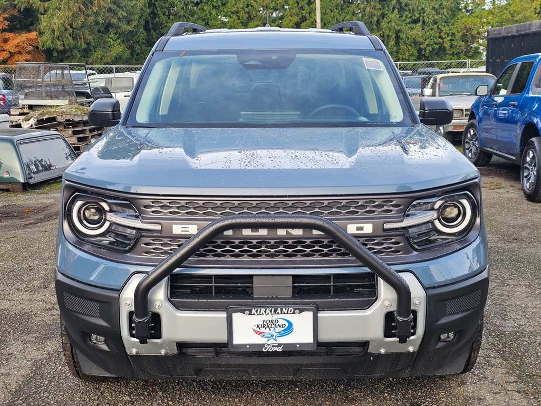 2025 Ford Bronco Sport Big Bend - Image 2