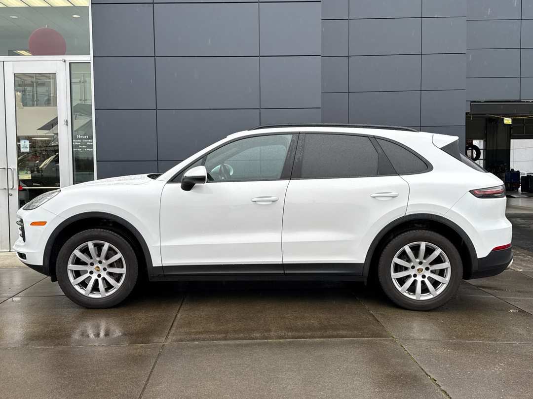 2021 Porsche Cayenne Base - Image 6