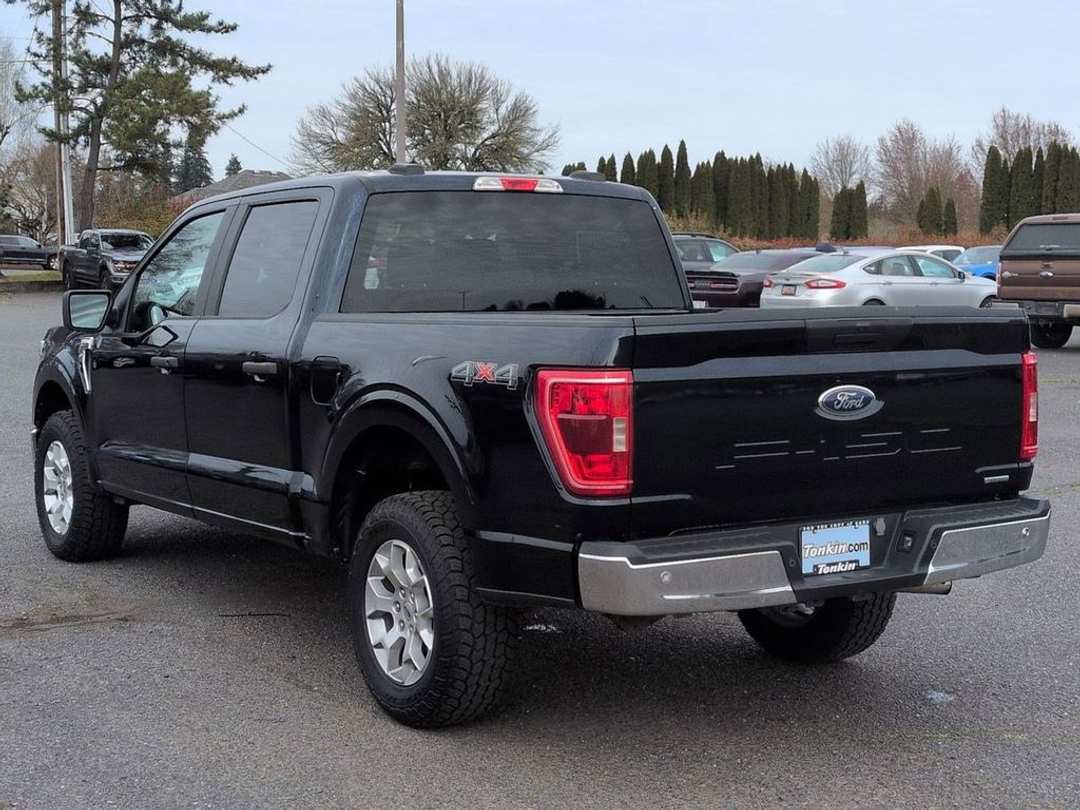 2023 Ford F-150 XLT - Image 3