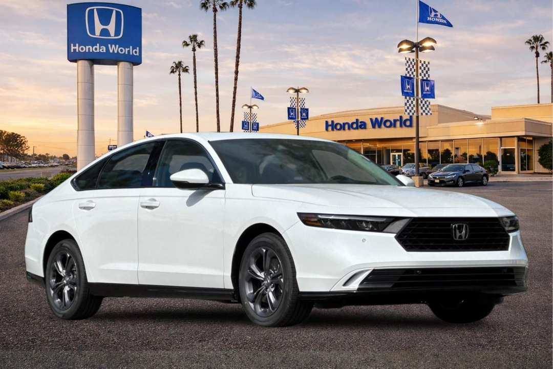 2026 Honda Accord EXL - Image 2