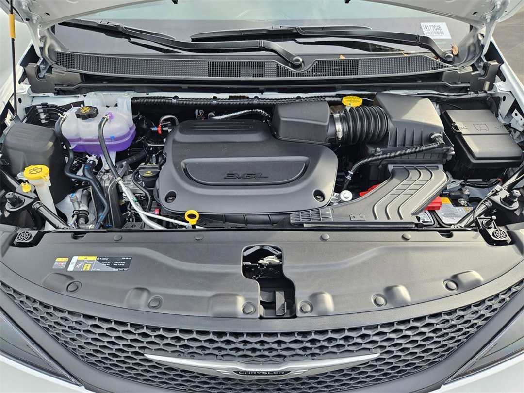 2026 Chrysler Voyager LX - Image 39