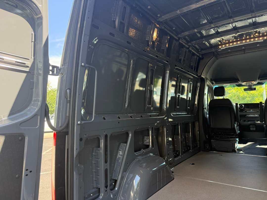 2025 Mercedes-Benz Sprinter 2500 Cargo 144 WB - Image 10