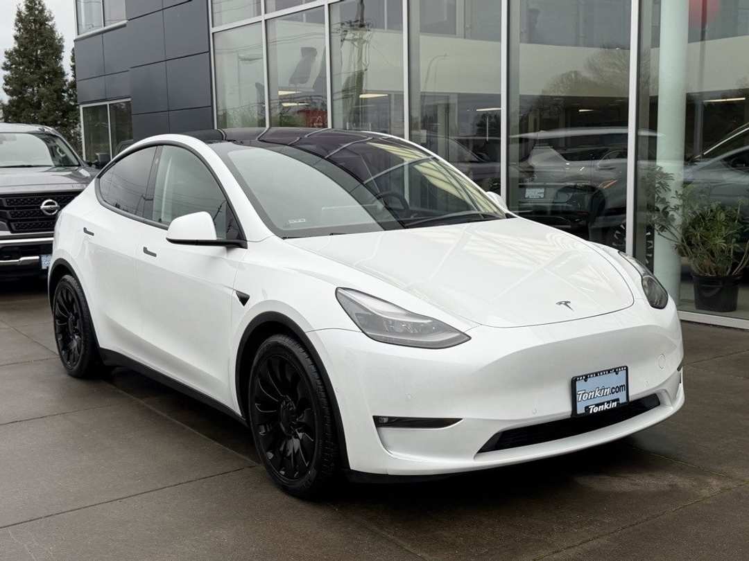 2022 Tesla Model Y Performance - Image 2