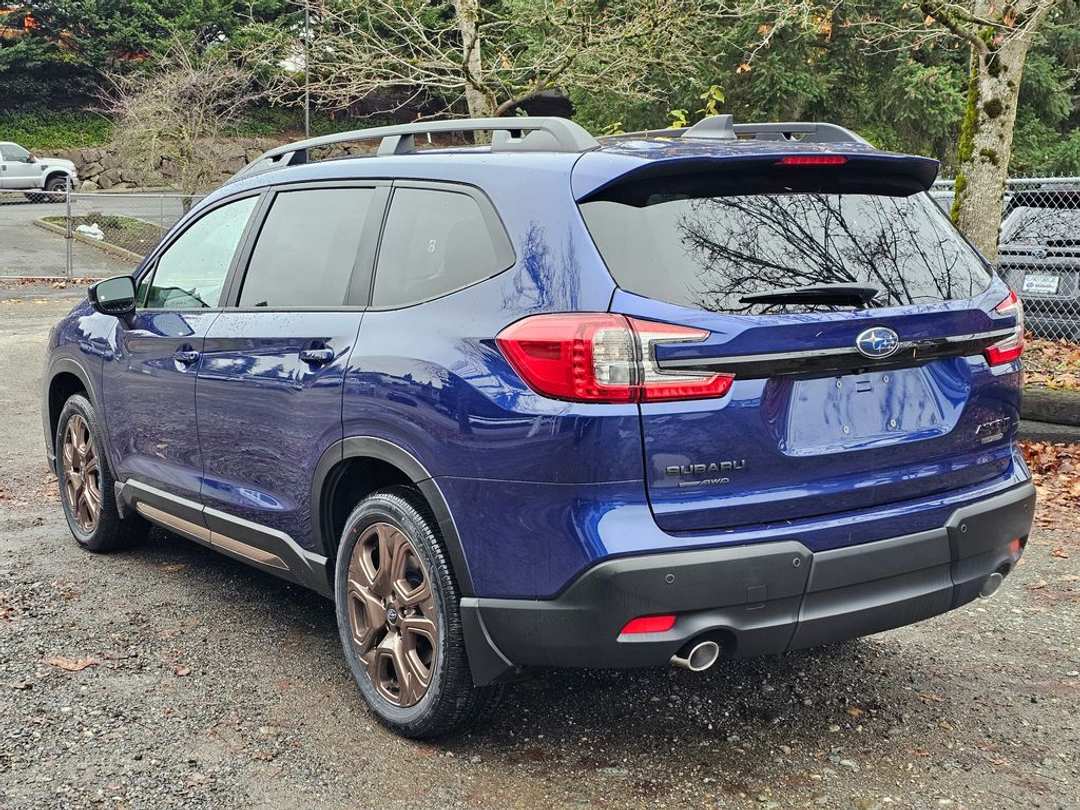 2026 Subaru Ascent Limited Bronze Edition - Image 3