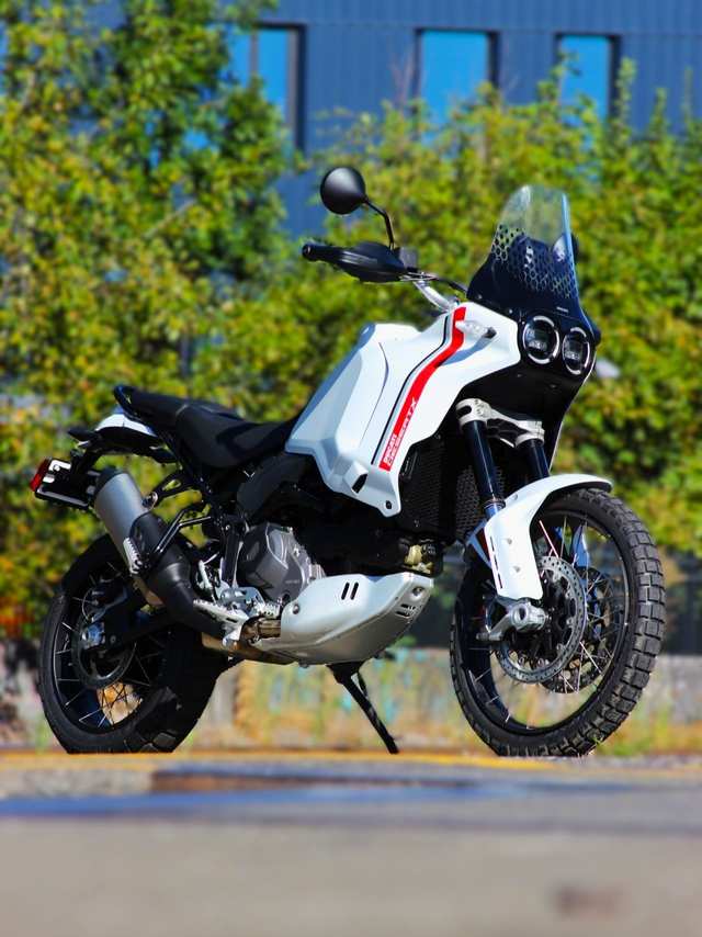 2023 Ducati Desertx