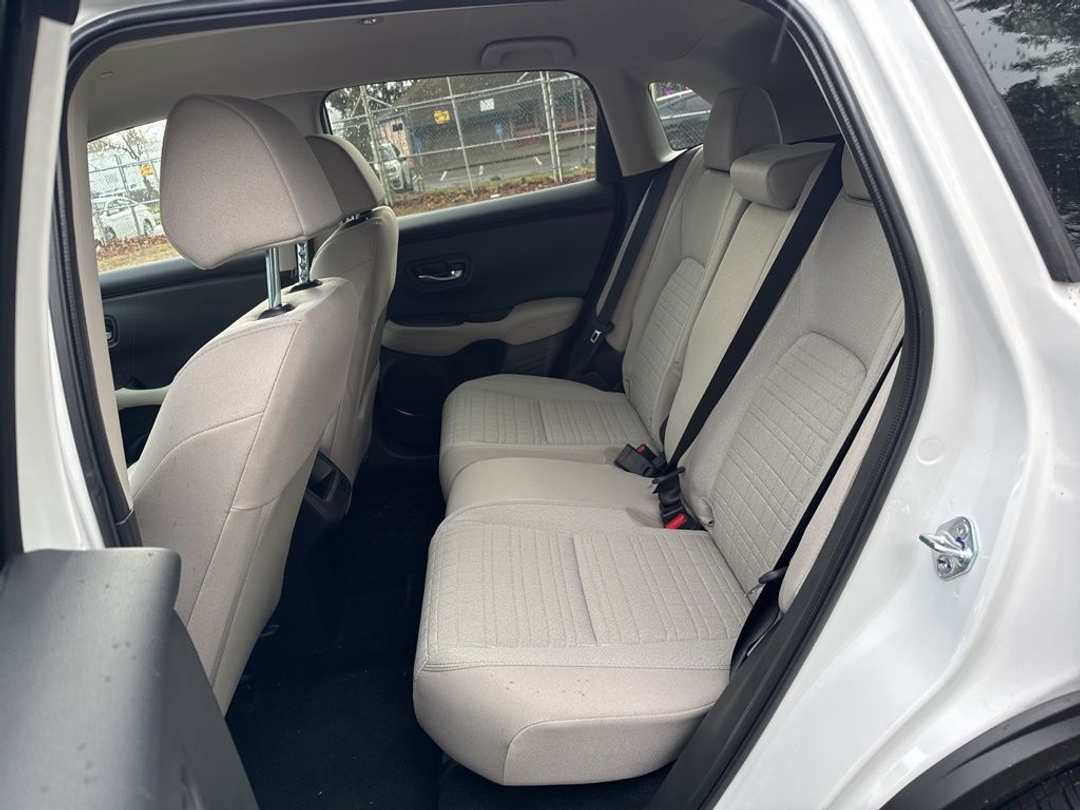 2026 Honda HR-V LX - Image 13