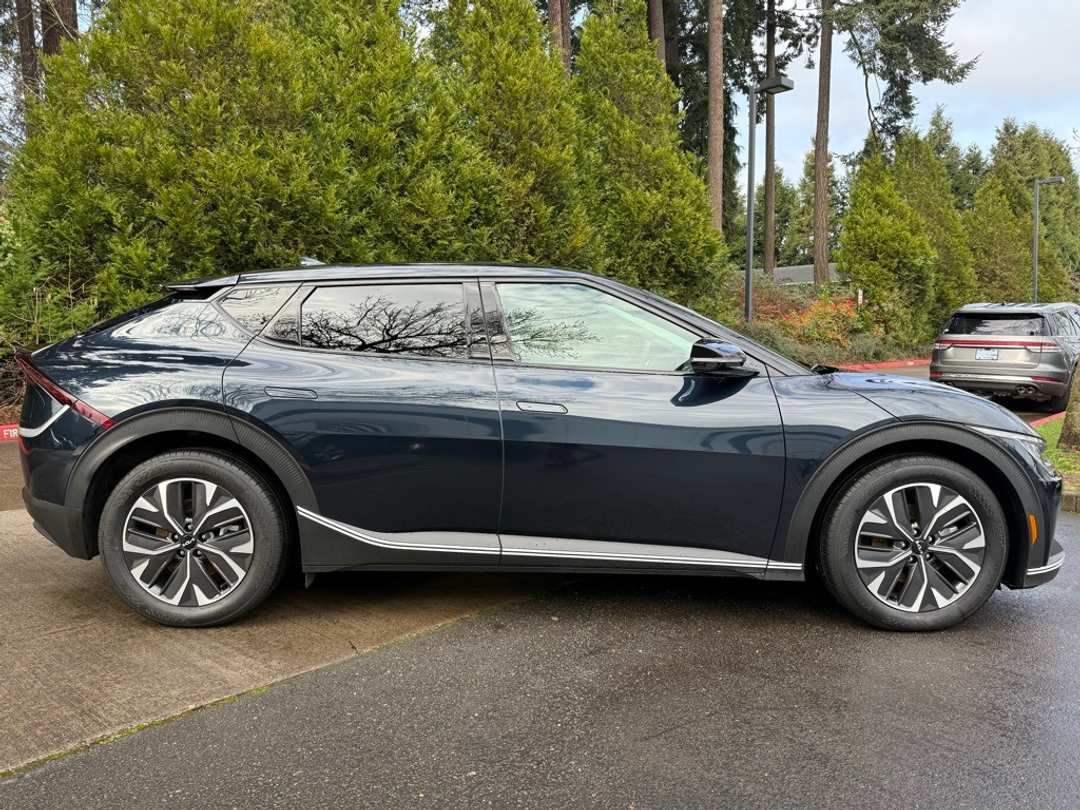 2024 Kia Ev6 Light - Image 18