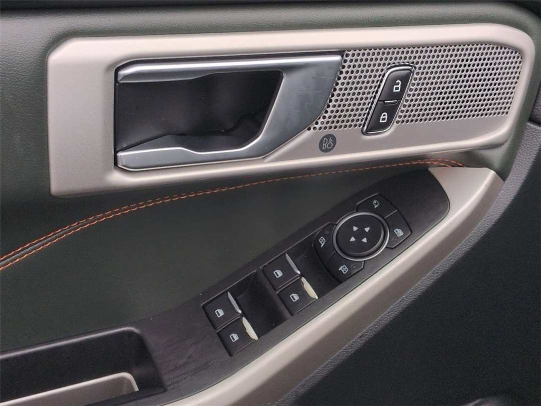 2022 Ford Explorer Timberline - Image 10