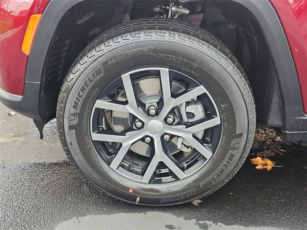 2025 Jeep Grand Cherokee L Limited - Image 41