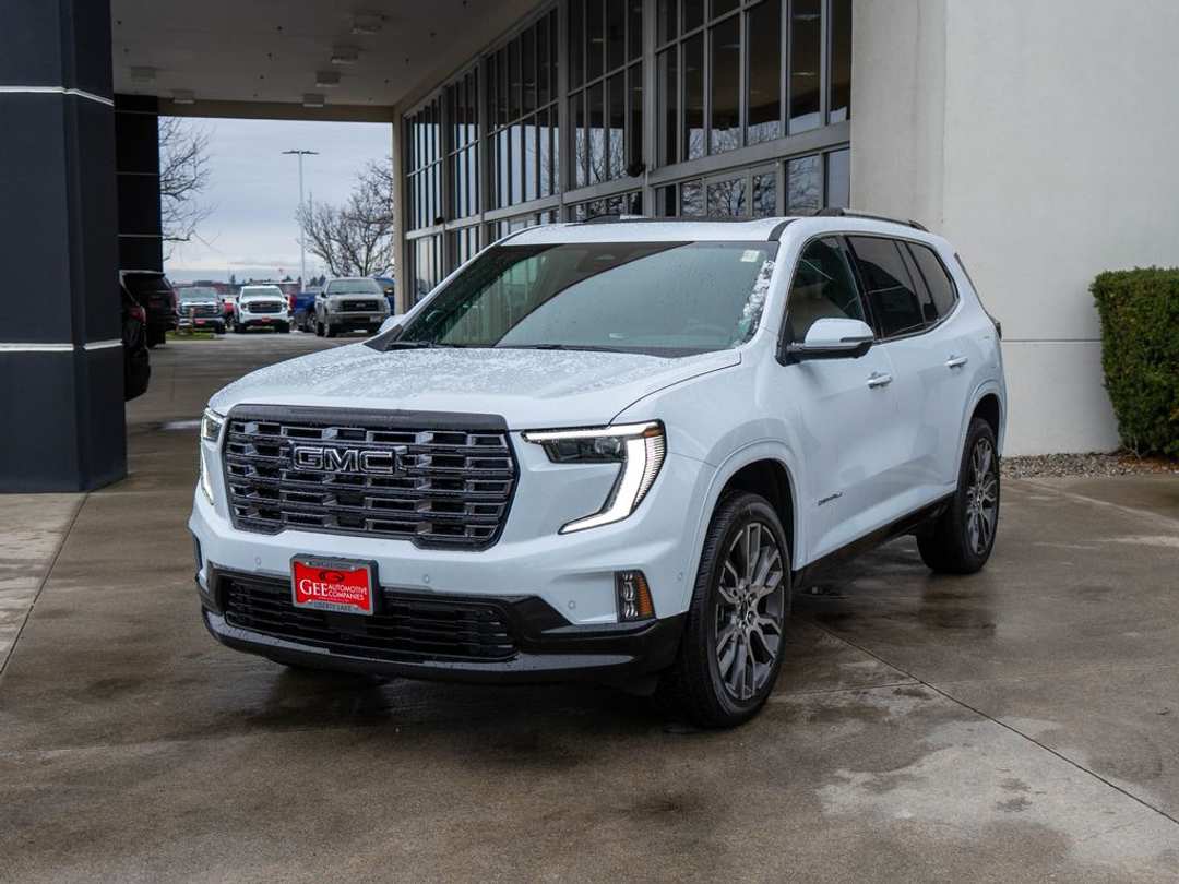 2026 GMC Acadia Denali Ultimate - Image 3