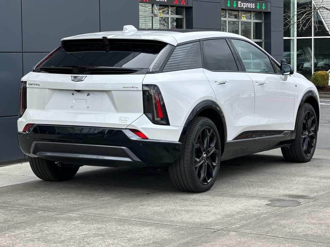 2025 Cadillac Optiq Sport - Image 3