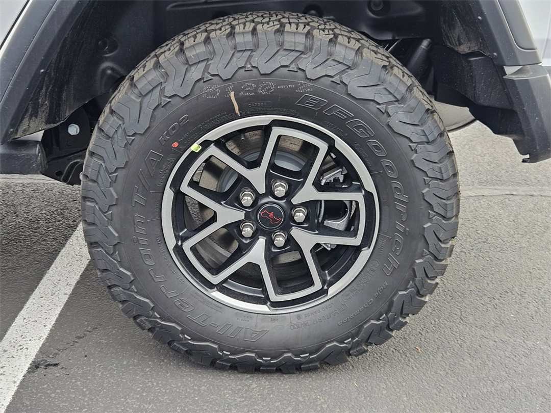 2026 Jeep Wrangler Rubicon - Image 42