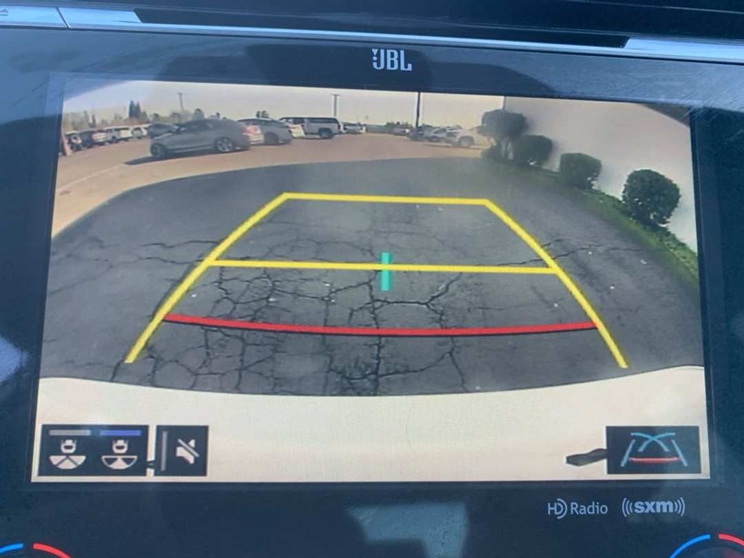 2019 Toyota Camry L - Image 20