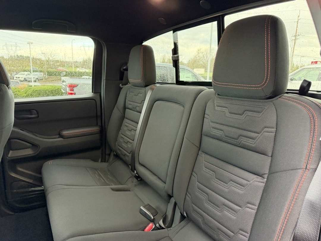 2026 Nissan Frontier PRO4X - Image 30