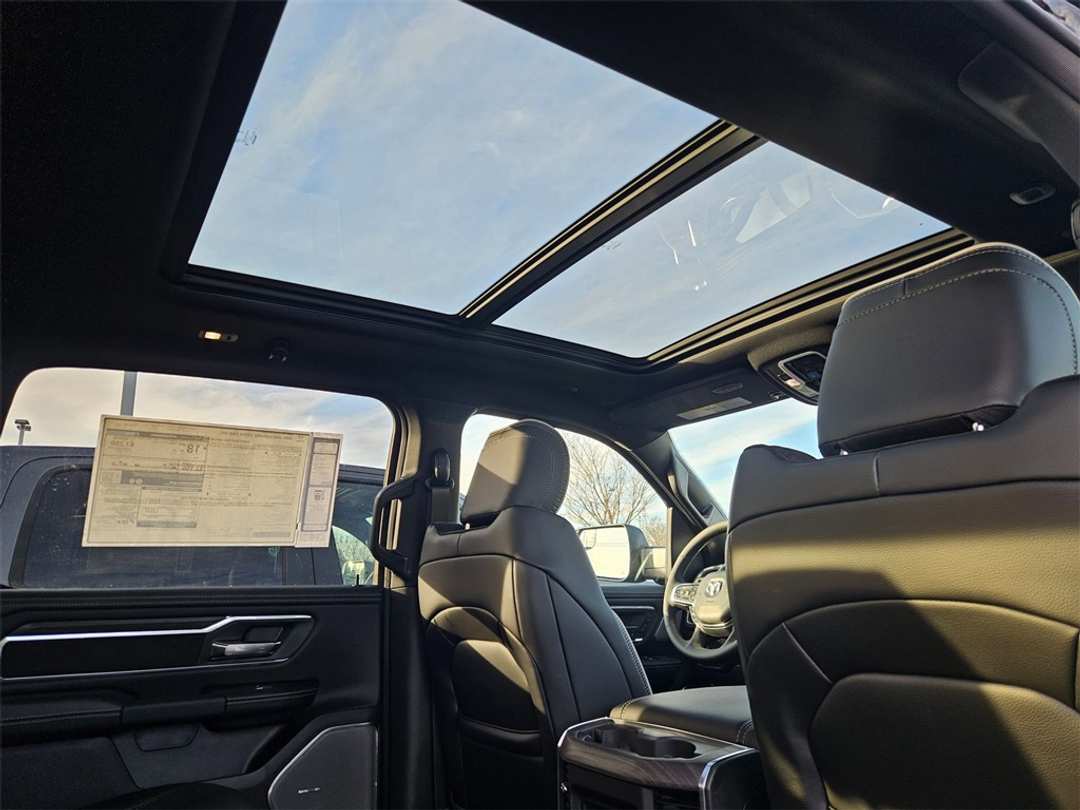 2026 Ram 1500 Laramie - Image 35