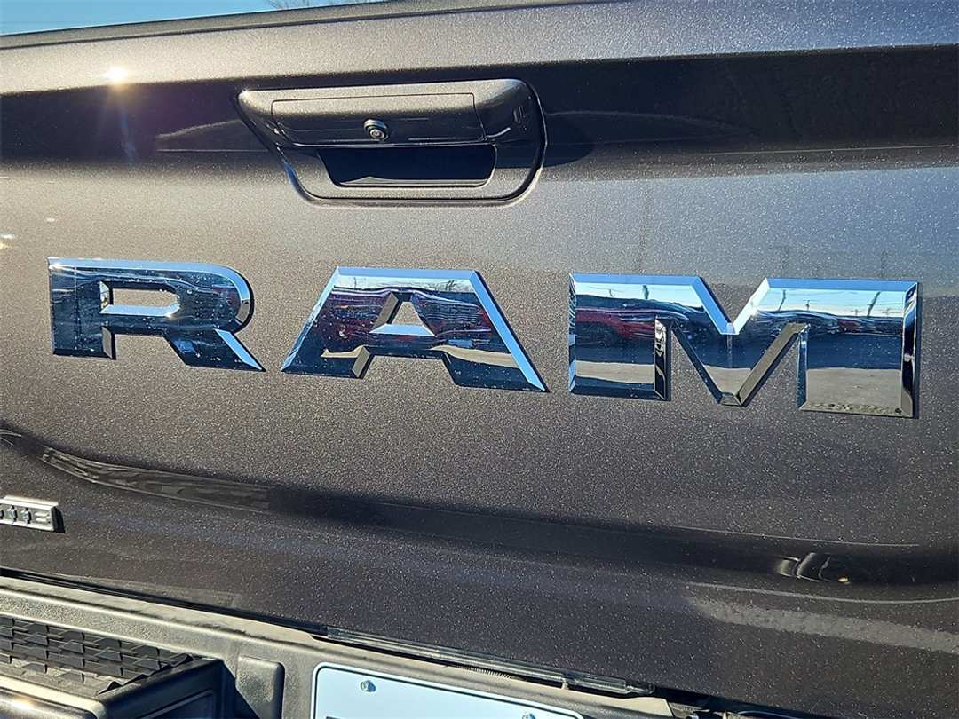 2026 Ram 3500 Laramie - Image 25