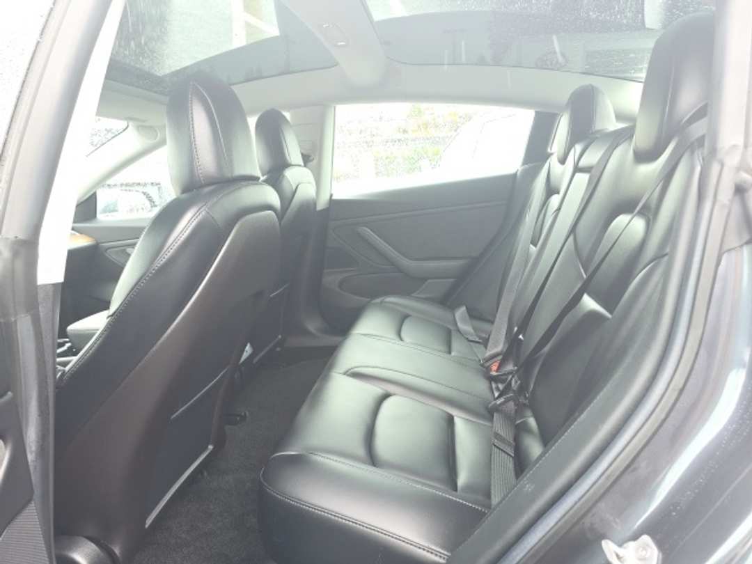 2019 Tesla Model 3 Long Range - Image 24