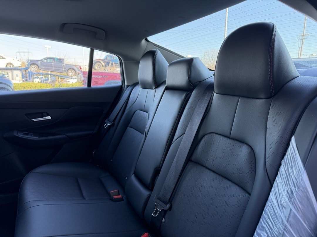 2026 Nissan Sentra SR - Image 29
