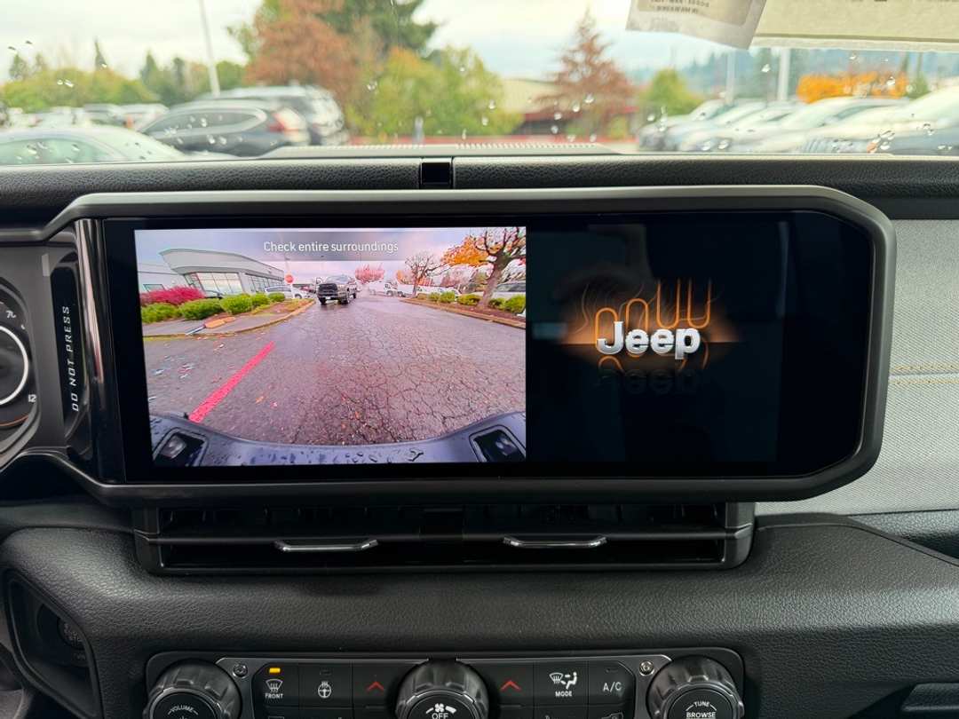 2026 Jeep Gladiator Sport S - Image 21