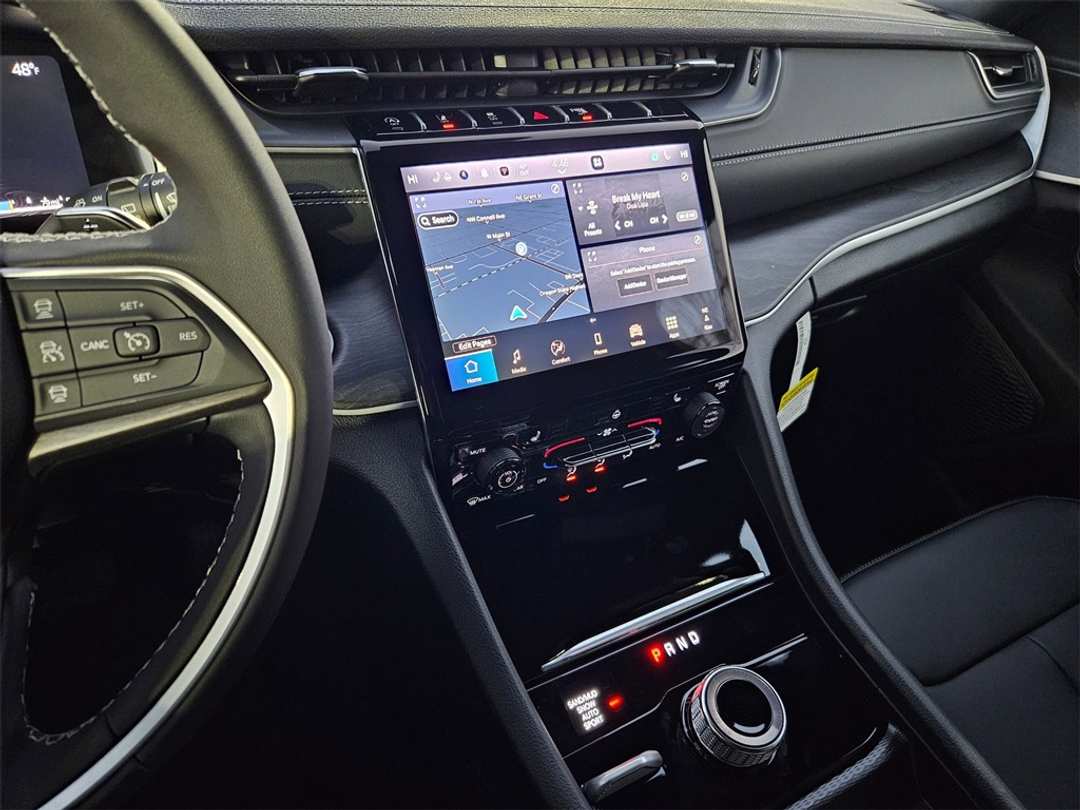 2025 Jeep Grand Cherokee Limited - Image 19